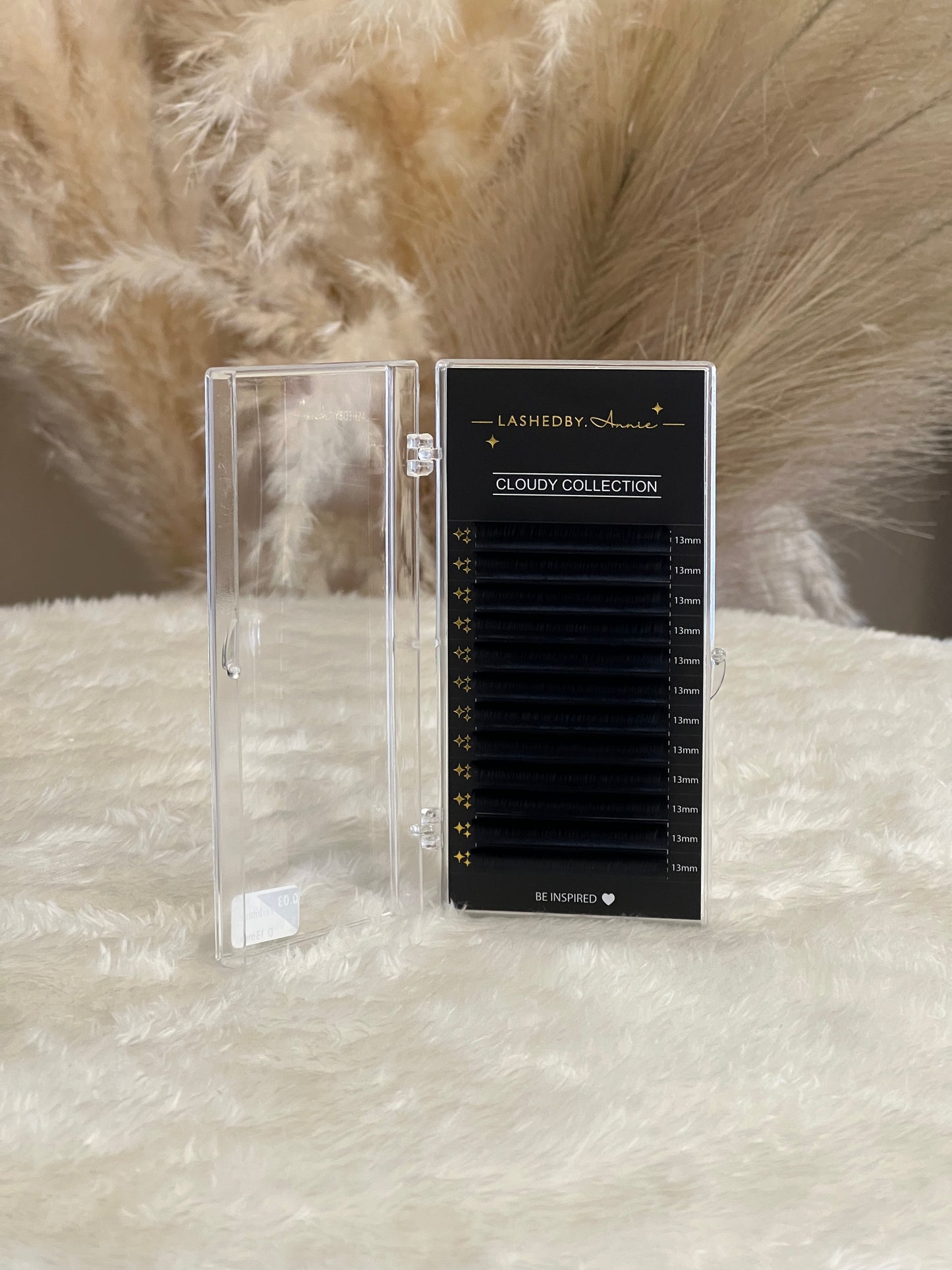 .03 Single Length Volume Lash Trays 'CLOUDY COLLECTION'